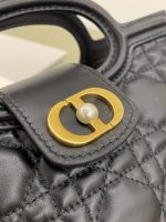 ديور حقيبة نسائية 3518 - الصورة 2