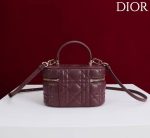 ⁦ديور حقيبة نسائية - 3854⁩ - الصورة ⁦3⁩