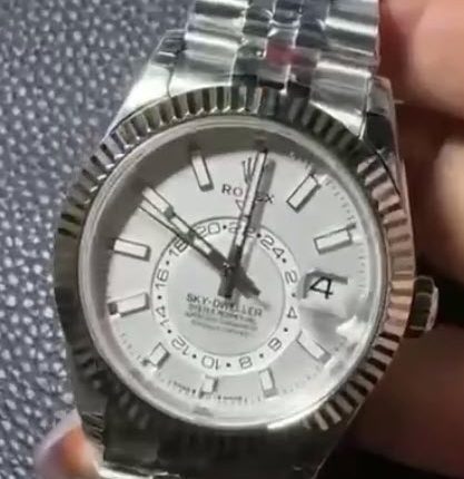 Rolex Sky Dweller watch - 3740